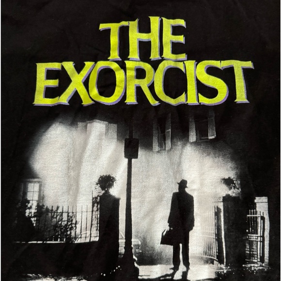 The Exorcist Official Horror Movie T-Shirt: Linda Blair: Like New: Medium - Picture 2 of 3
